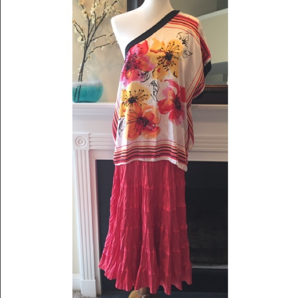 xSOLDx. Pink Hawaiian Full Boho / Salsa Skirt - Picture 4 of 4